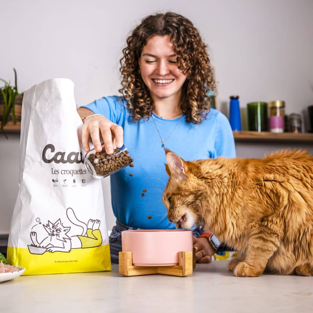 croquettes pour chat stérilisé